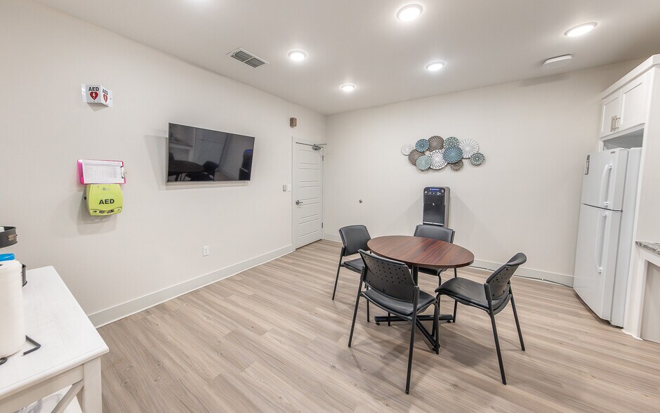 More Photos Of 5004 122nd St, Lubbock Office Residential For Lease