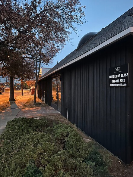 More Photos Of 144 Grove Ave, Cedarhurst Loft Creative Space For Lease