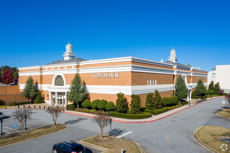 More Photos Of 1000 N Point Cir, Alpharetta Coworking Space