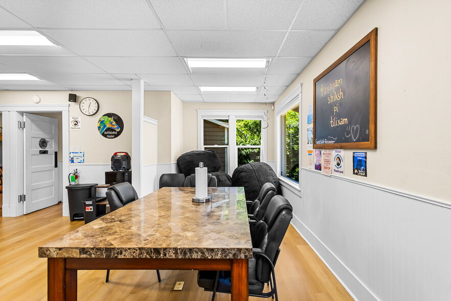 More Photos Of 1800 State St, Salem Medical For Sale