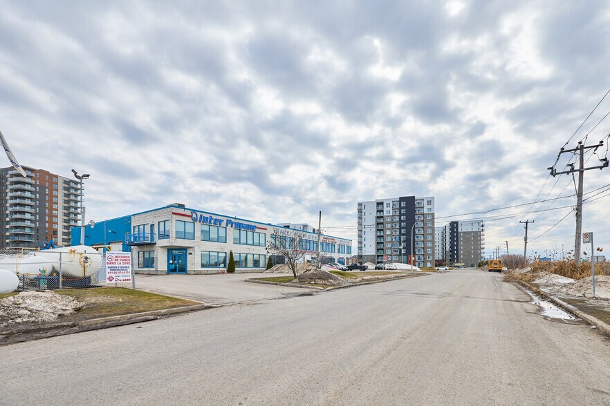 More Photos Of 460 Rue Sicard, Mascouche Land For Sale
