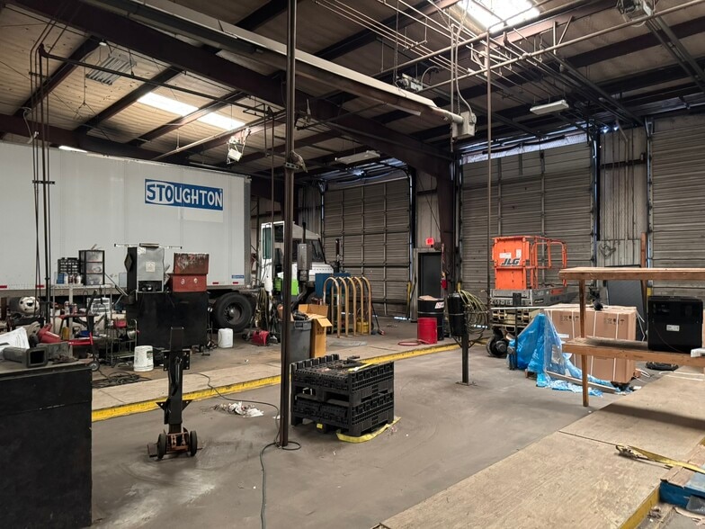 More Photos Of 1 Harold Ives Dr, North Little Rock Warehouse For Sale