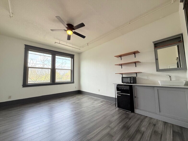 More Photos Of 8212 N Denver Ave, Portland Apartments For Sale