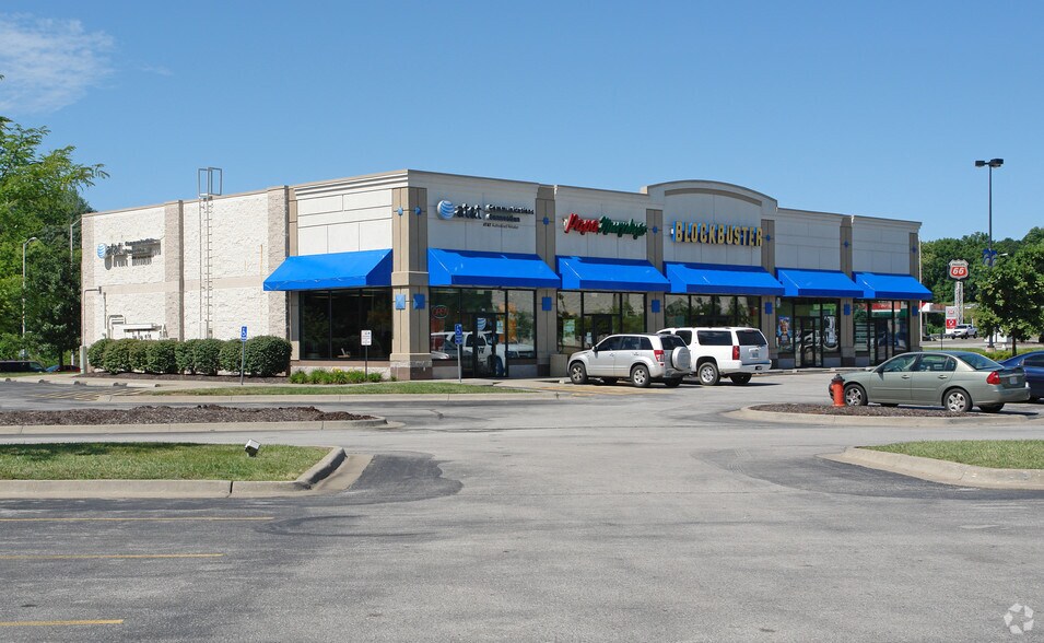 More Photos Of 4323-4357 N Chouteau Tfwy, Kansas City Unknown For Lease