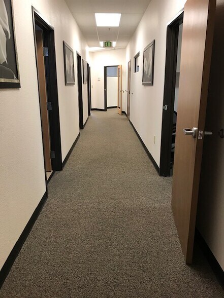 More Photos Of 198 S Coronado Dr, Sierra Vista Medical For Sale
