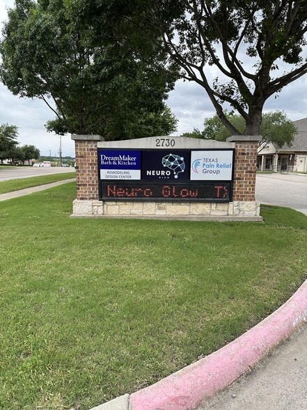 More Photos Of 2730 Virginia Pky, McKinney Medical For Lease