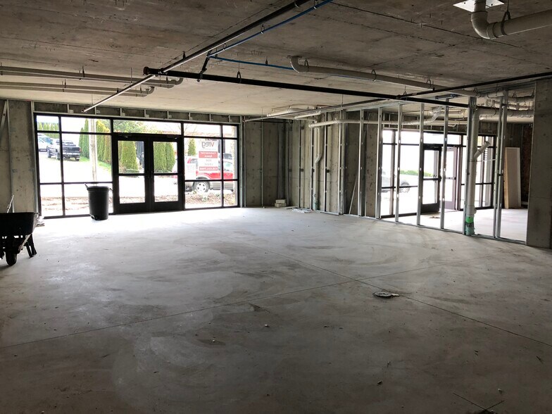 More Photos Of 22525 7th Ave S, Des Moines Apartments For Lease