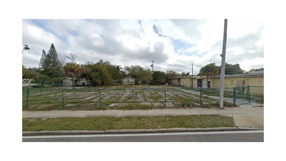 More Photos Of 2121 14th St W, Bradenton Land For Sale