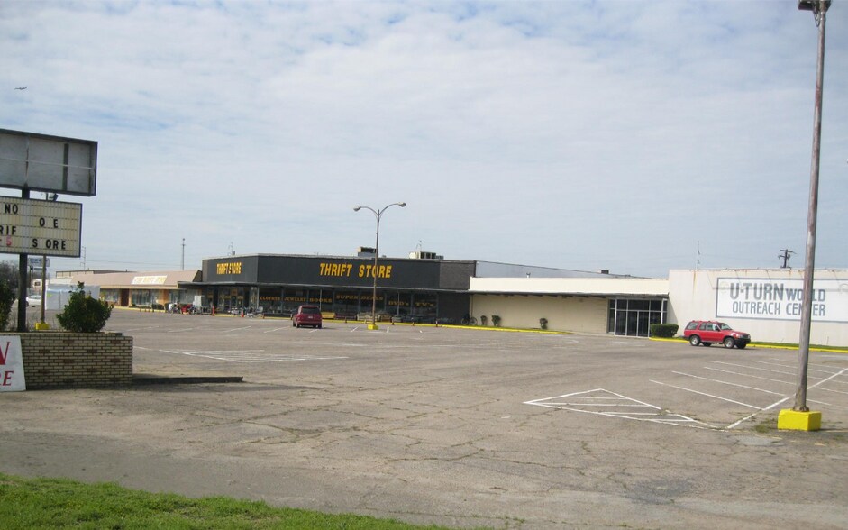 More Photos Of 1241-1247 Gordon Hwy, Augusta Storefront For Sale