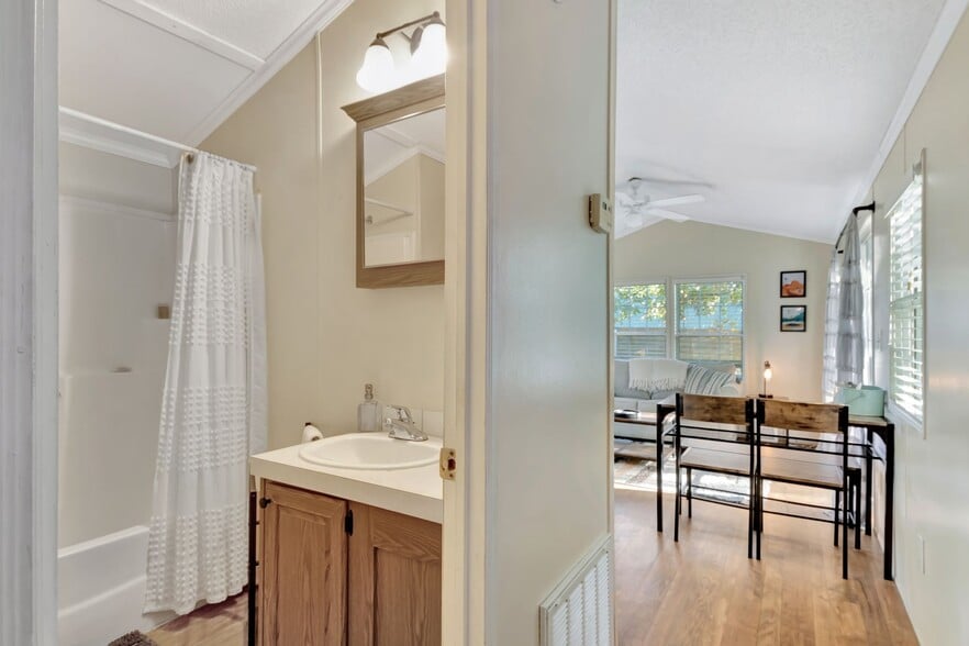 More Photos Of 11845 US 41 St, Monteagle Trailer Camper Park For Sale