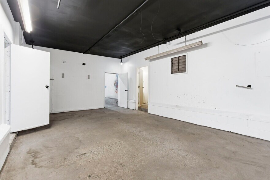 More Photos Of 1424 E Florida St, Springfield Light Manufacturing For Lease