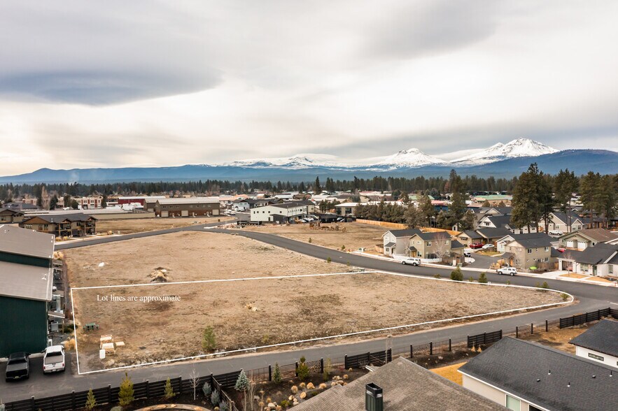 Primary Photo Of 1092 Jantzen Ln, Sisters Land For Sale