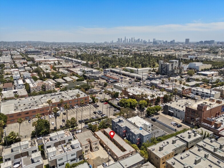 More Photos Of 1135-1137 Lodi Pl, Los Angeles Apartments For Sale