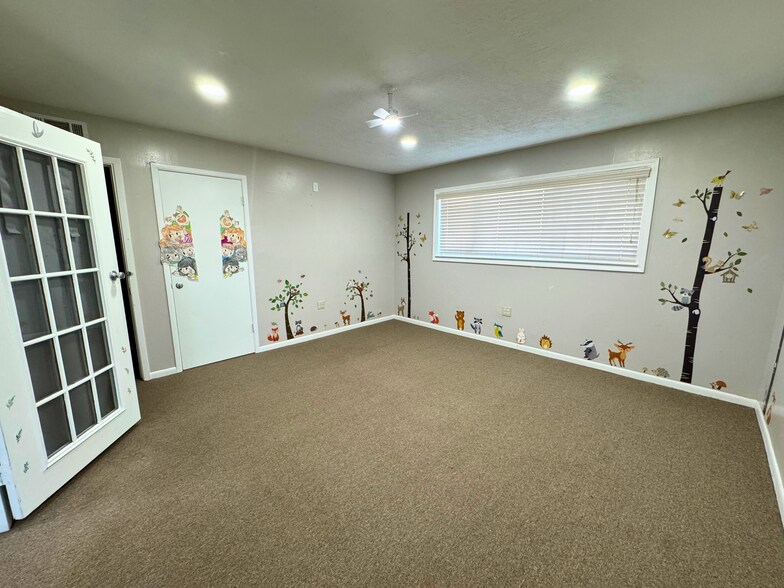 More Photos Of 1922 Dallas St, Pasadena Religious Facility For Sale