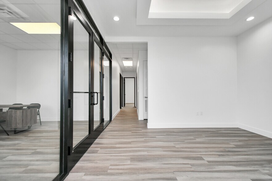 More Photos Of 4807 Sugar Grove Blvd, Stafford Medical For Lease
