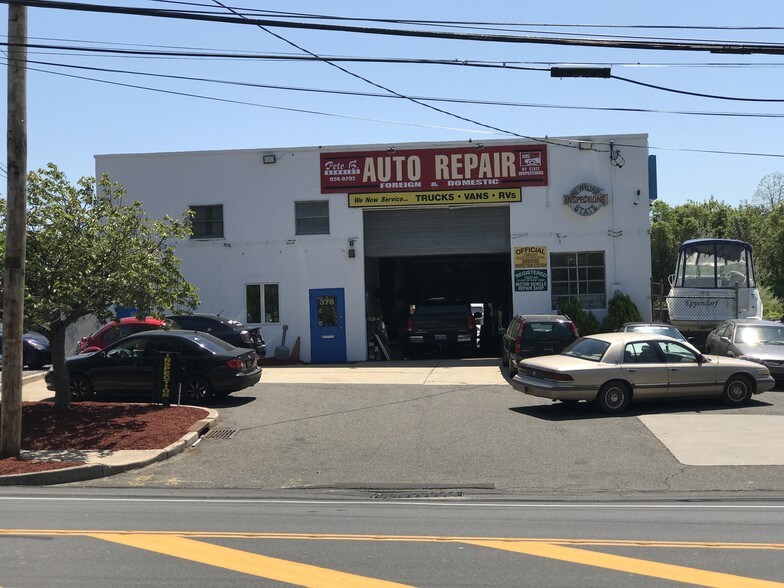 More Photos Of 376 Middle Country Rd, Middle Island Auto Repair For Sale
