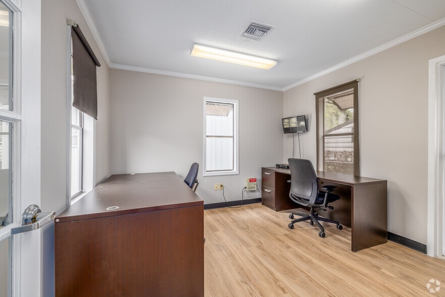 More Photos Of 5021 Stepp Ave, Jacksonville Unknown For Lease