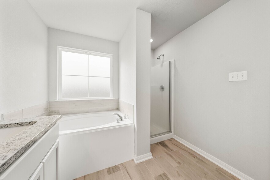 More Photos Of 4020 Centerfire, Waco Apartments For Sale