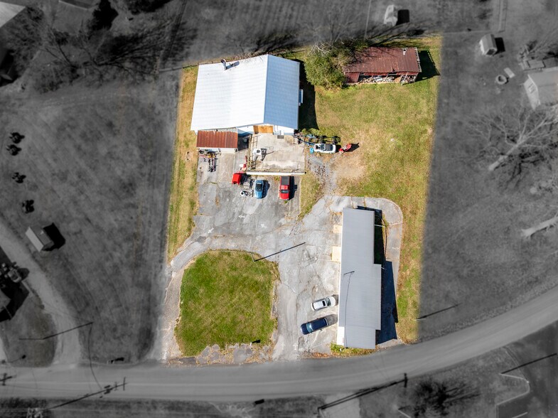 More Photos Of 127 Cherry St, Johnson City Industrial For Sale