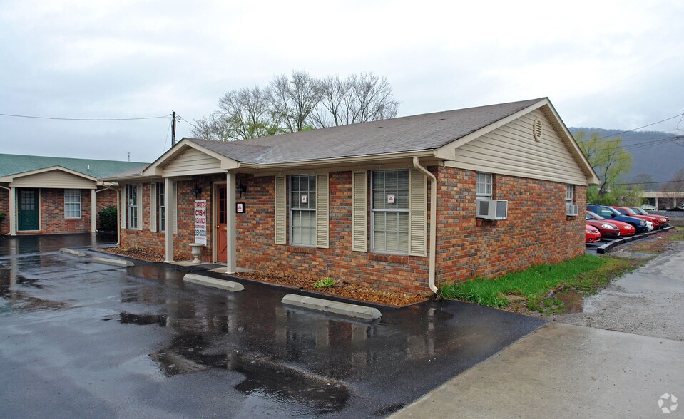 More Photos Of 119 Gateway Ave, Rockwood Office Residential For Sale