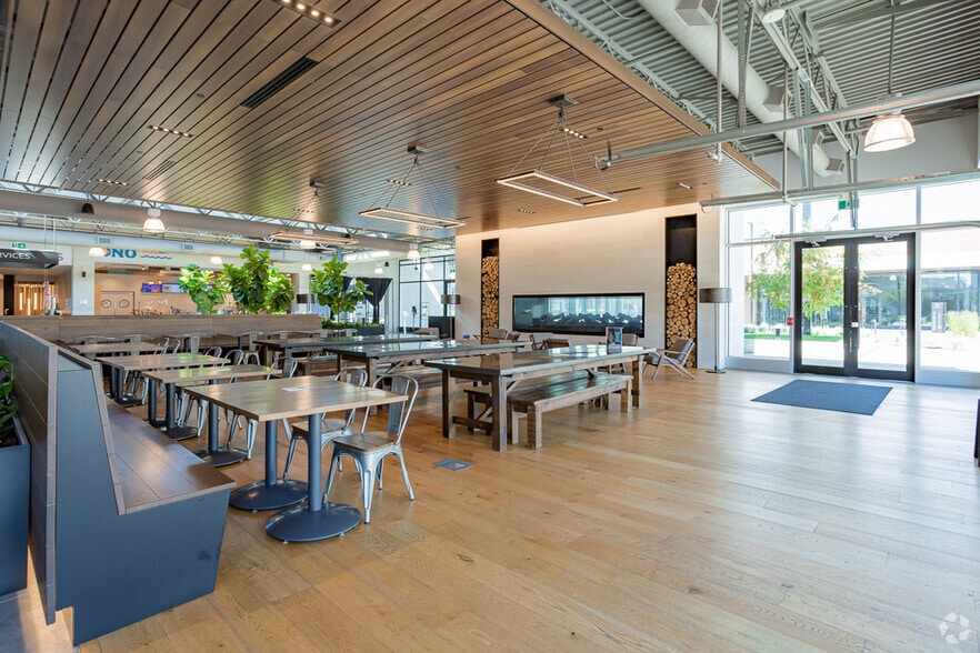 More Photos Of 901 64th Ave NE, Calgary Unknown For Lease