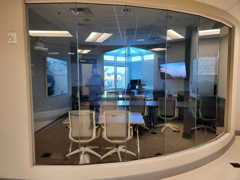 More Photos Of 1540 International Pky, Lake Mary Office For Sale