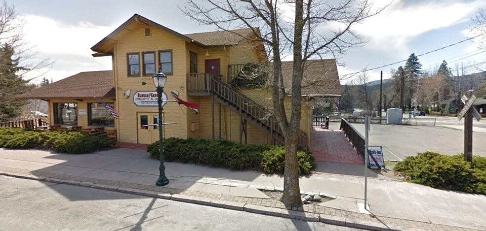 415 N Mt Shasta Blvd  