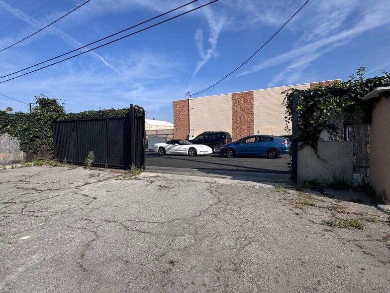 More Photos Of 11830 161st St, Norwalk Land For Sale