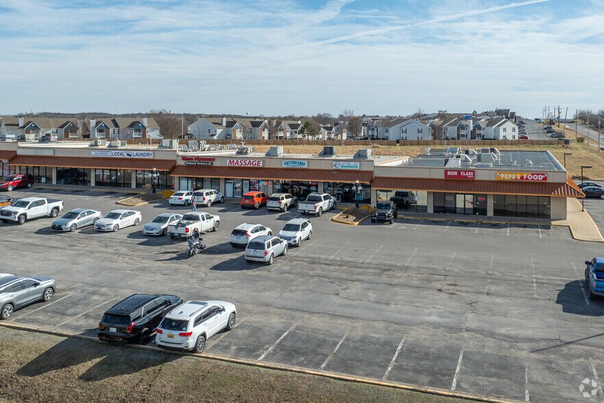 More Photos Of 6161 S 33rd West Ave, Tulsa Unknown For Lease