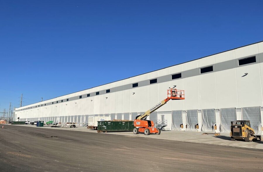 More Photos Of 110 Van Keuren Ave, Jersey City Unknown For Lease