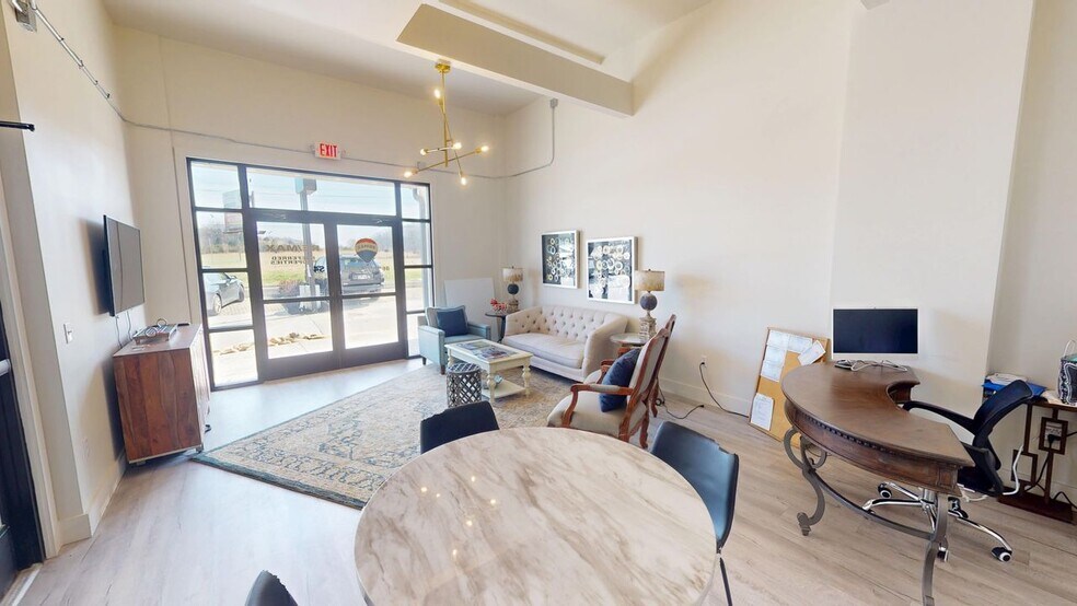 More Photos Of 2040 Winfield Dunn Pky, Sevierville General Retail For Lease