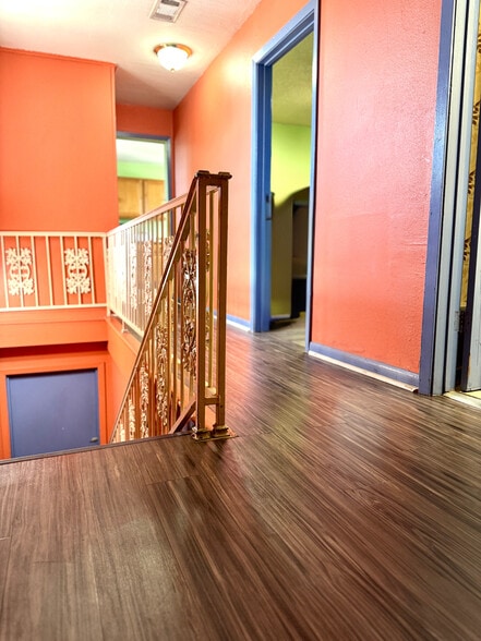 More Photos Of 990 Avenue K, Marrero Hotel For Sale