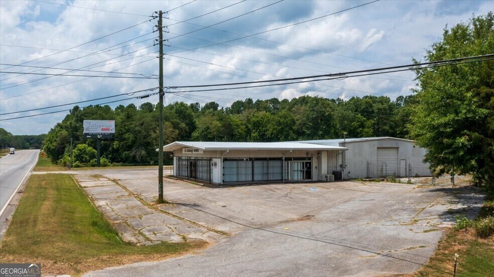 More Photos Of 2020 Buchanan Hwy, Cedartown Warehouse For Sale
