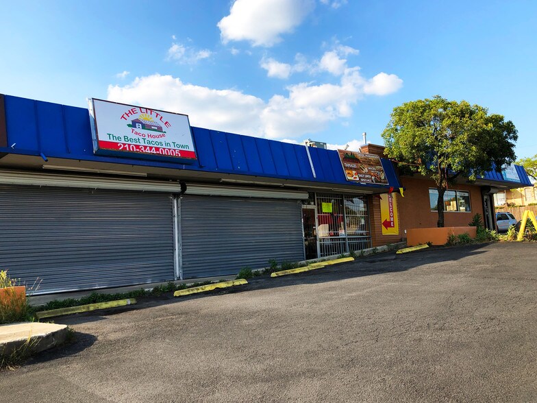 More Photos Of 741-751 Isom Rd, San Antonio Storefront For Sale