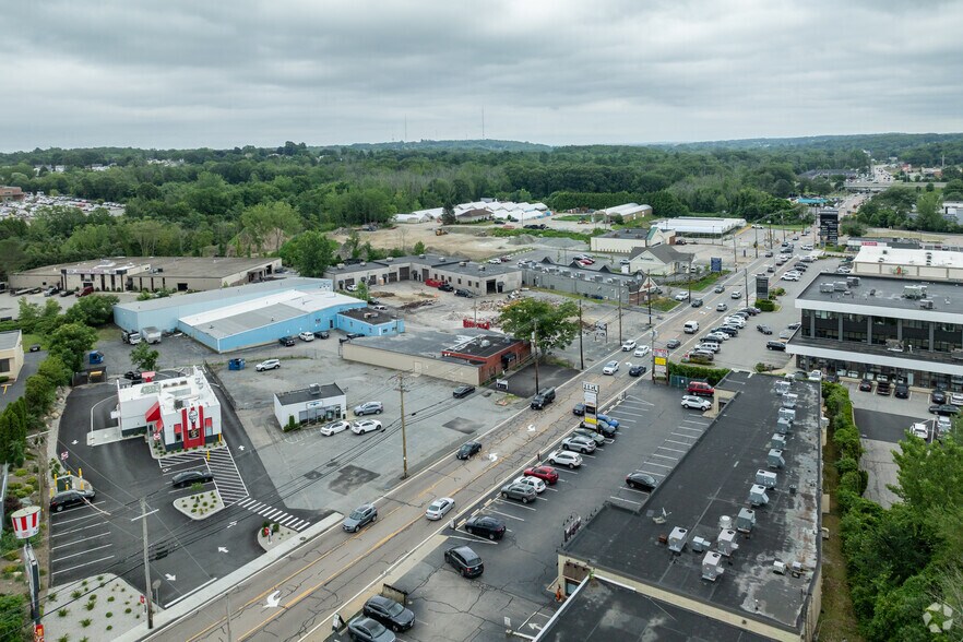 More Photos Of 1463 Atwood Ave, Johnston General Retail For Lease