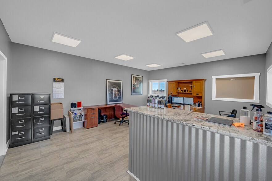 More Photos Of 2618 Eastgate Dr, Boone Industrial For Sale