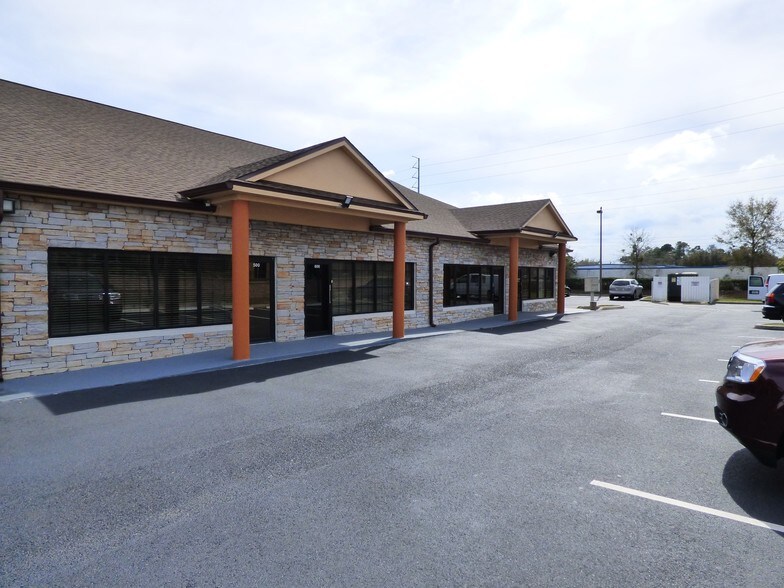 More Photos Of 12278 E Colonial Dr, Orlando Office For Lease