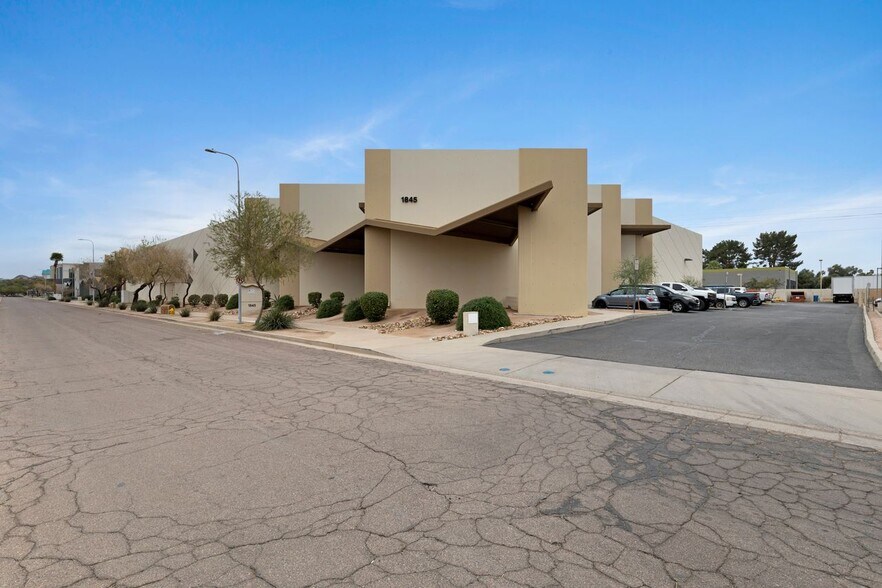 Primary Photo Of 1845 W 1st St, Tempe Warehouse For Lease