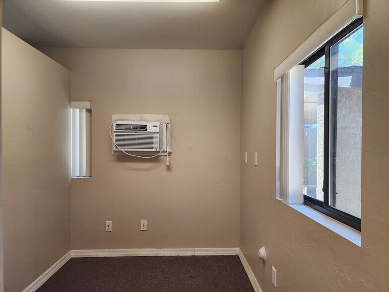 More Photos Of 154 E Merritt St, Prescott Medical For Lease