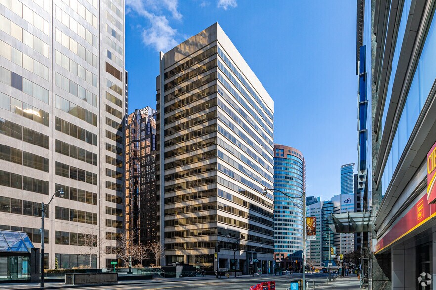 More Photos Of 55 University Ave, Toronto Office Residential For Lease