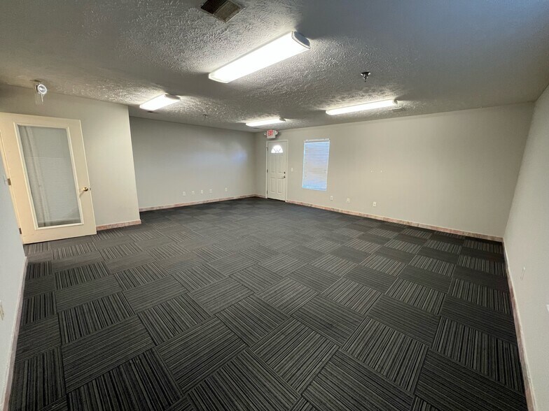 More Photos Of 1238 Sloan St, Murfreesboro Office Residential For Lease