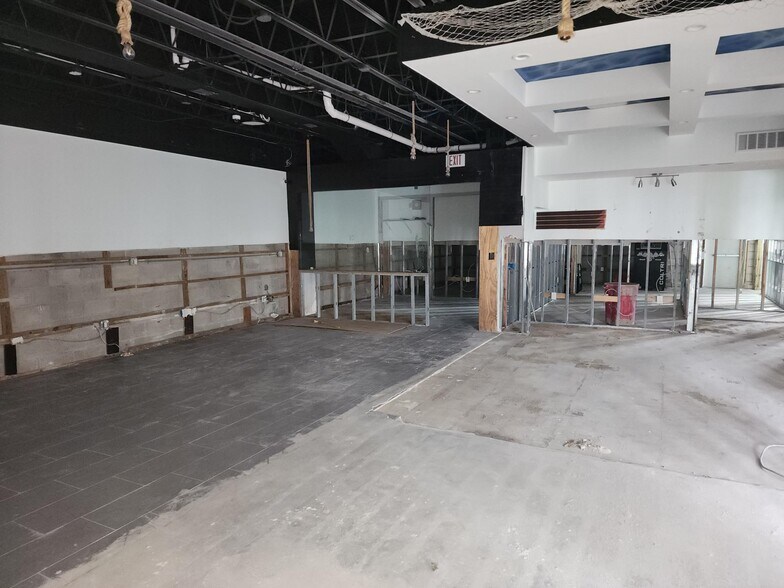 More Photos Of 14955 Gulf Blvd, Madeira Beach Restaurant For Lease