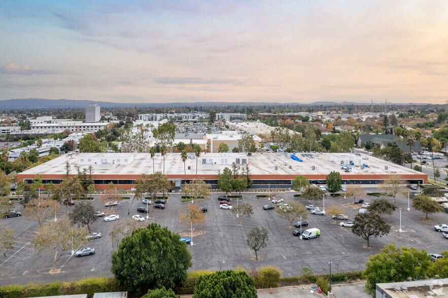 More Photos Of 465 N Halstead St, Pasadena Loft Creative Space For Lease