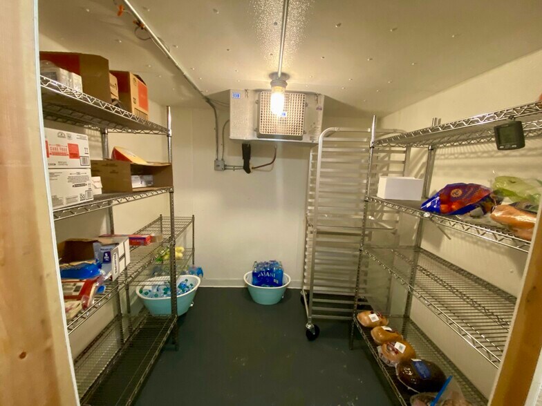 More Photos Of 730 Granite Ave, Shelby Specialty For Sale