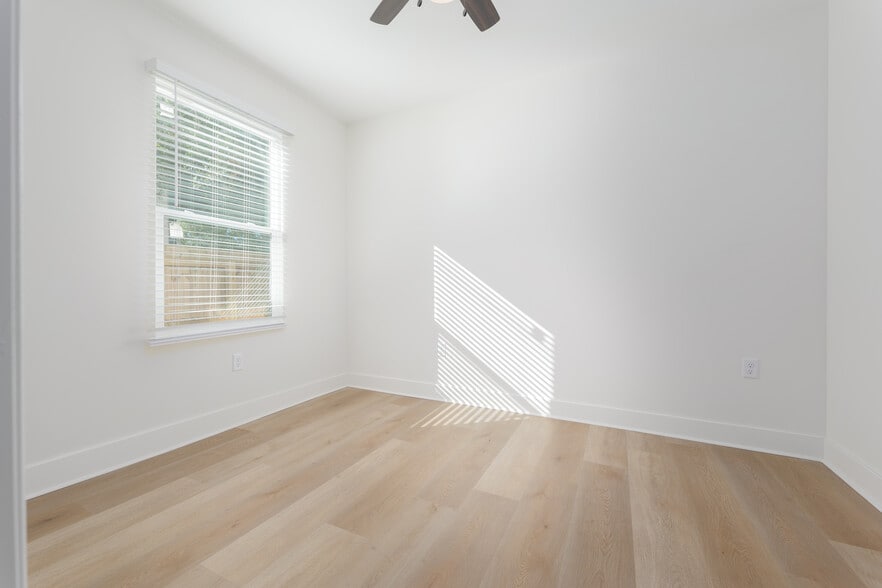 More Photos Of 1628 Walnut St, Jacksonville Multifamily For Sale