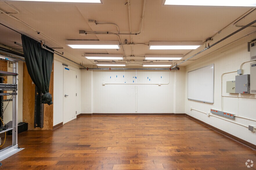 Photo of Ll Floor Ste 50