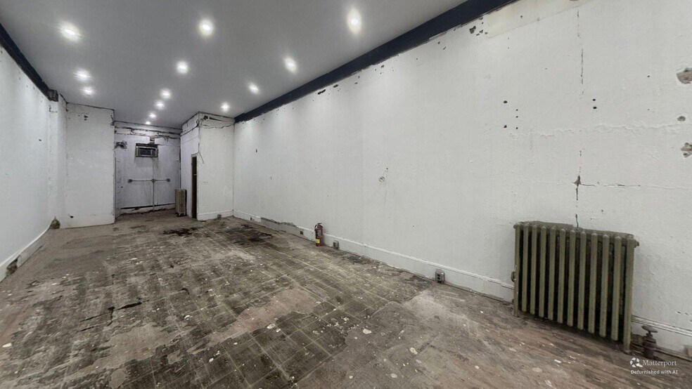 More Photos Of 188 Beach 116th St, Rockaway Park Storefront For Lease