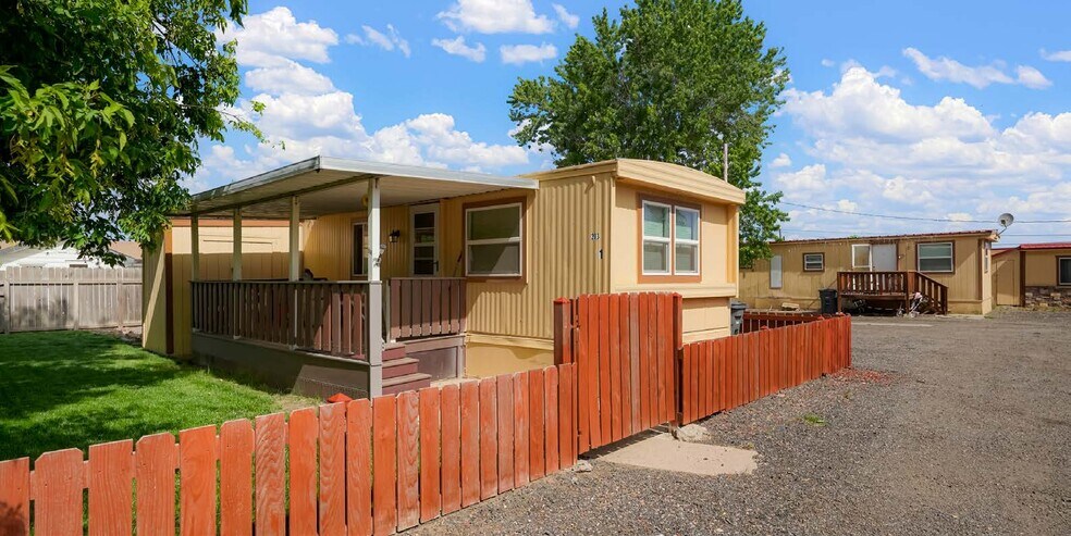 More Photos Of 203 8th St, Gilcrest Manufactured Housing Mobile Home Park For Sale