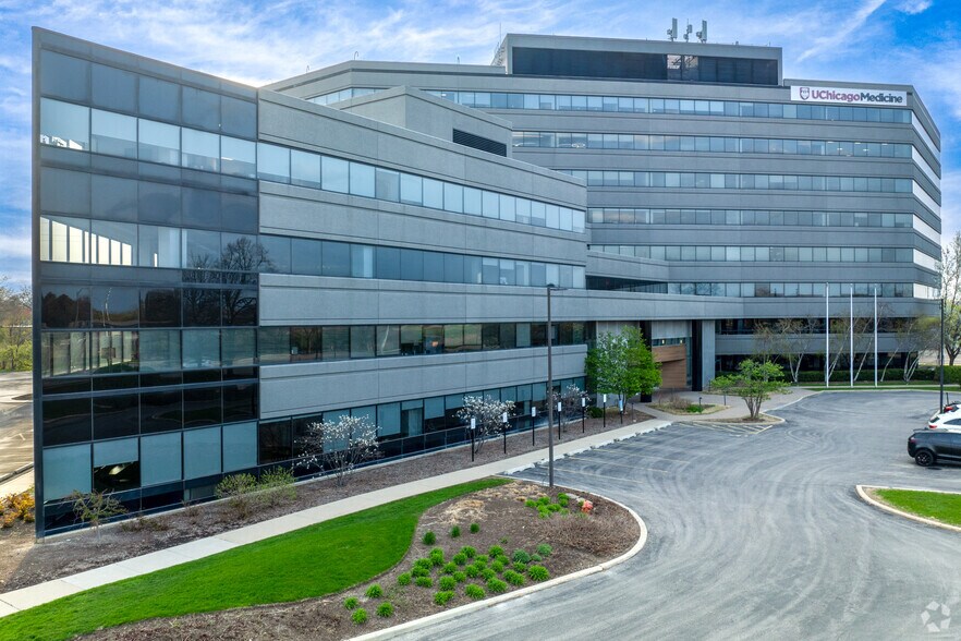 Primary Photo Of 400 Skokie Blvd, Northbrook Office For Lease