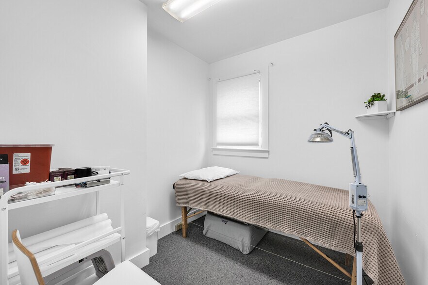 More Photos Of 63 S Main St, Natick Medical For Sale